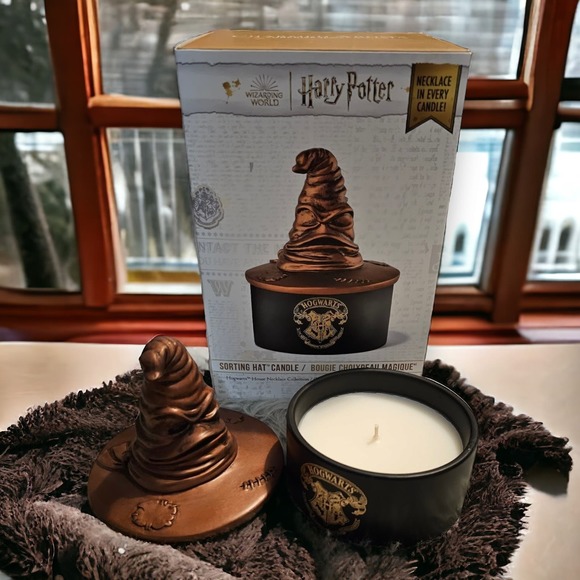 Charmed Aroma Harry Potter™ Slytherin Sorting Hat Candle - Picture 1 of 7